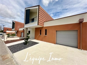 maison-villa à la vente -   32600  L'ISLE-JOURDAIN, surface 121 m2 vente maison-villa - APR666545